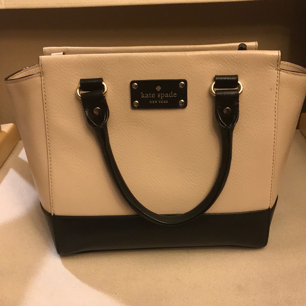 Beige and Black Kate Spade Crossbody